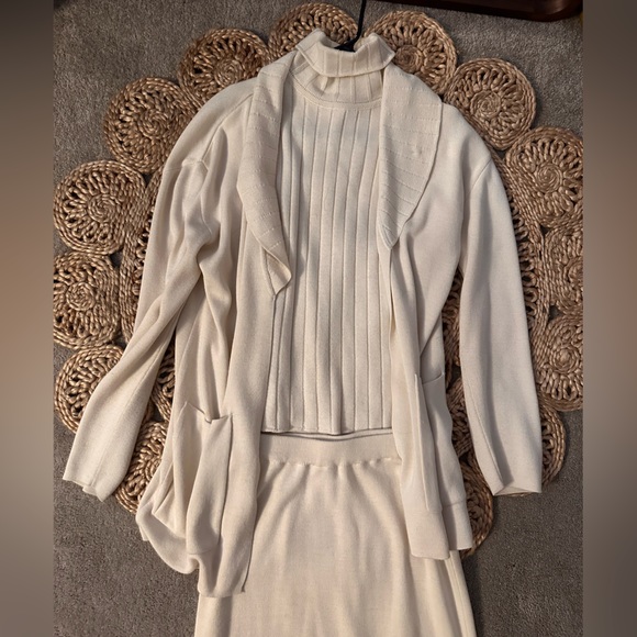 Vintage Blushe Impressions Cream Merino Wool Skirt and Top Set Size M - Picture 4 of 11